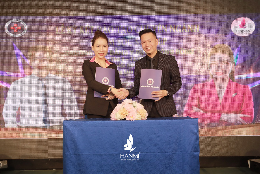 LỄ KÝ KẾT ĐÀO TẠO CHUYÊN NGÀNH CHĂM SÓC SẮC ĐẸP GIỮA HỌC VIỆN THẨM MỸ QUỐC TẾ HANMI VÀ TRƯỜNG CẢO ĐẲNG Y DƯỢC CỘNG ĐỒNG